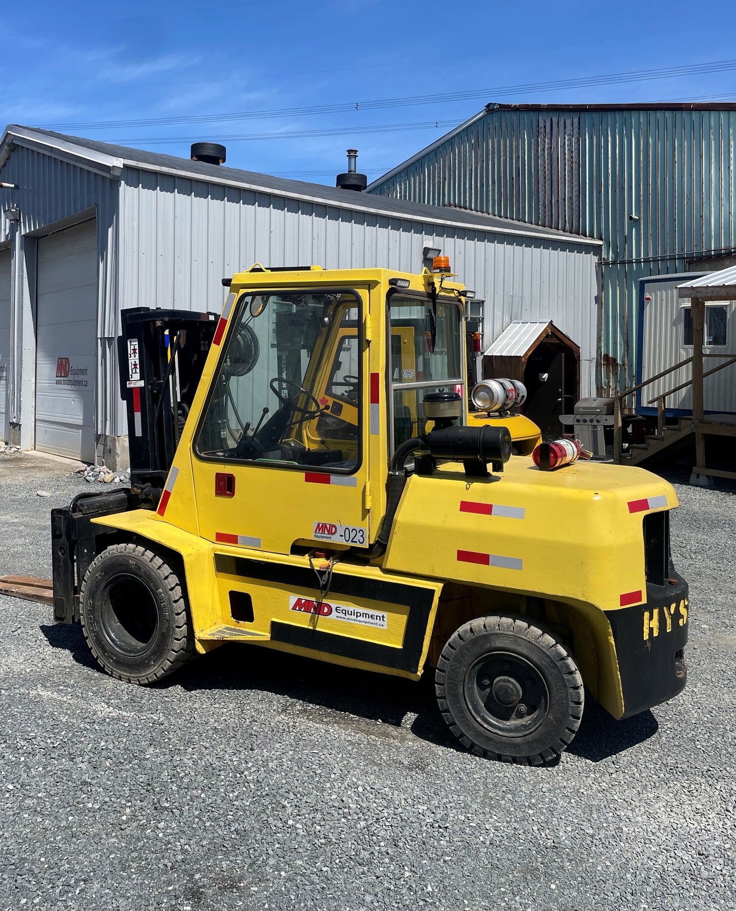 H110XL Forklift – Diesel, 10,400 lb Capacity